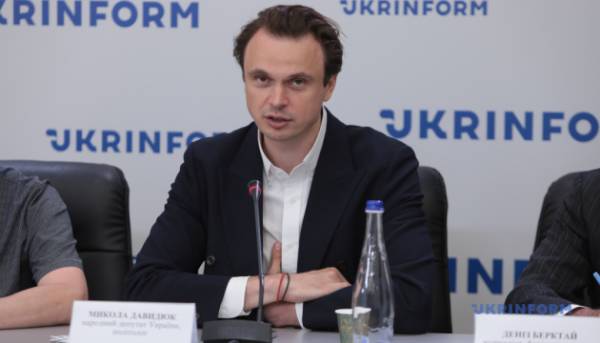 Український агроекспорт: політолог назвав «козирі» для розблокування морських шляхів