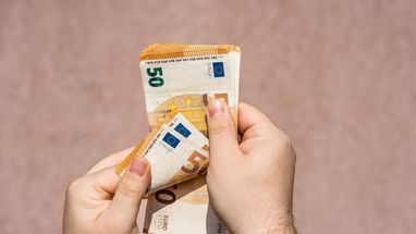Європейський центральний банк передбачив, як зростатимуть доходи мешканців Європи до 2027 року