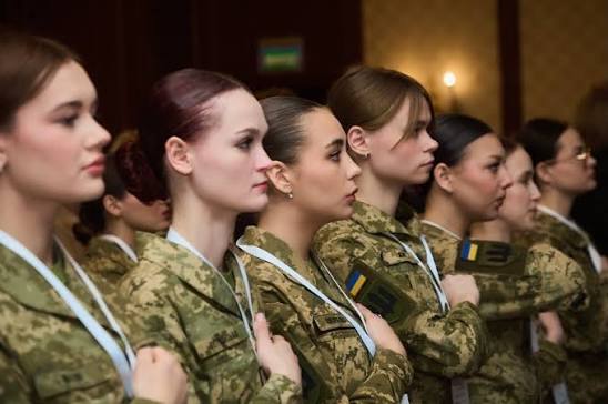 Комітет Верховної Ради з питань національної безпеки, оборони та розвідки заявив, що мобілізація жінок в Україні не проводиться, не готується і не розглядається.