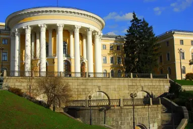 Суд повернув державі «Жовтневий палац»
