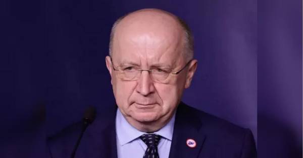 Єврокомісар пояснив, чому не вдалося уникнути війни в Україні