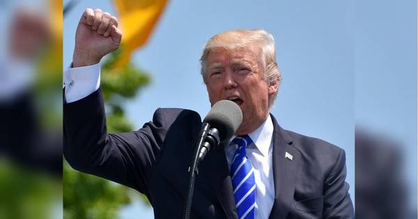 Трамп обіцяє американцям гроші за виконання конкретної умови