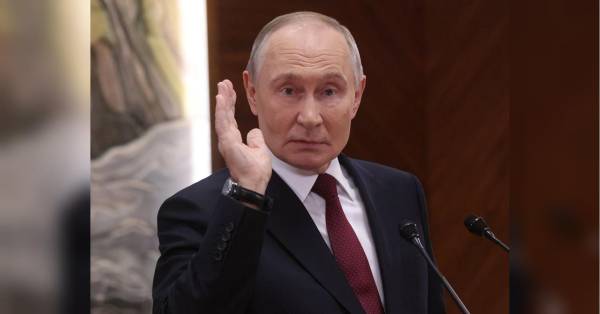 Путін назвав заяви Зеленського про російське небо “державним тероризмом” та закликав до&hellip;
