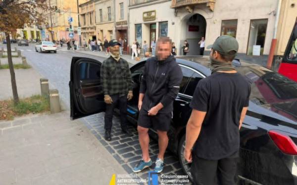 Податкова служба роз’яснила причетність свого співробітника до справ НАБУ і САП