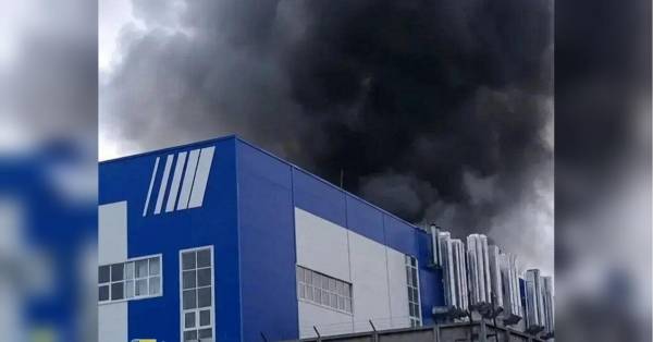 На Пермському заводі двигунів для російських ракет сталася пожежа