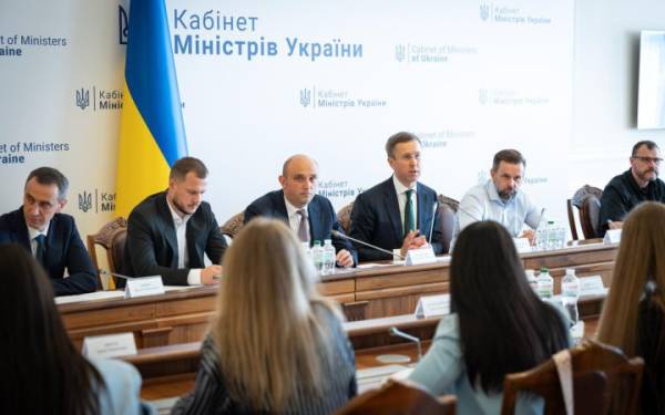Корецький запускає пільгове кредитування бізнесу та вимагає облаштування укриттів