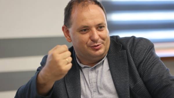 Табло на вокзалі