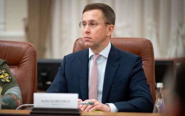 Уряд обмежить некритичні видатки через брак коштів