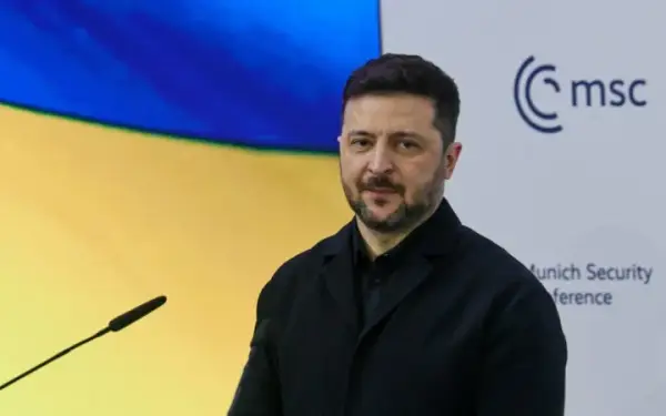 Зеленський вніс до Ради два законопроєкти про кримінальну відповідальність за кол-центри і дроп-рахунки. Про що проєкти